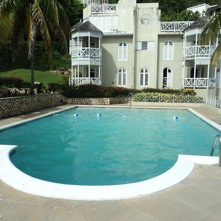 Ferienwohnung Chill On The Hill Ocho Rios Exterior foto