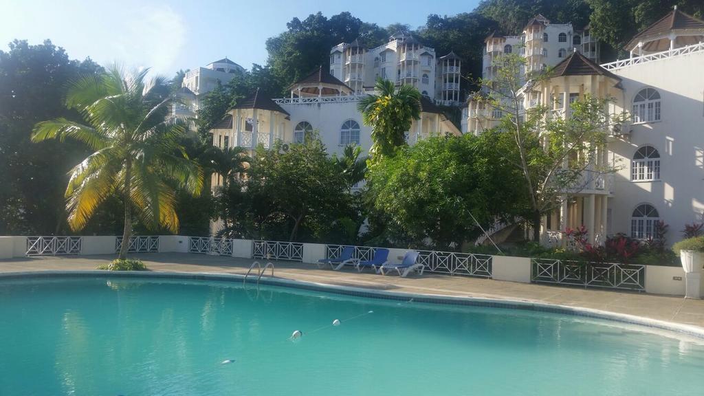 Ferienwohnung Chill On The Hill Ocho Rios Exterior foto