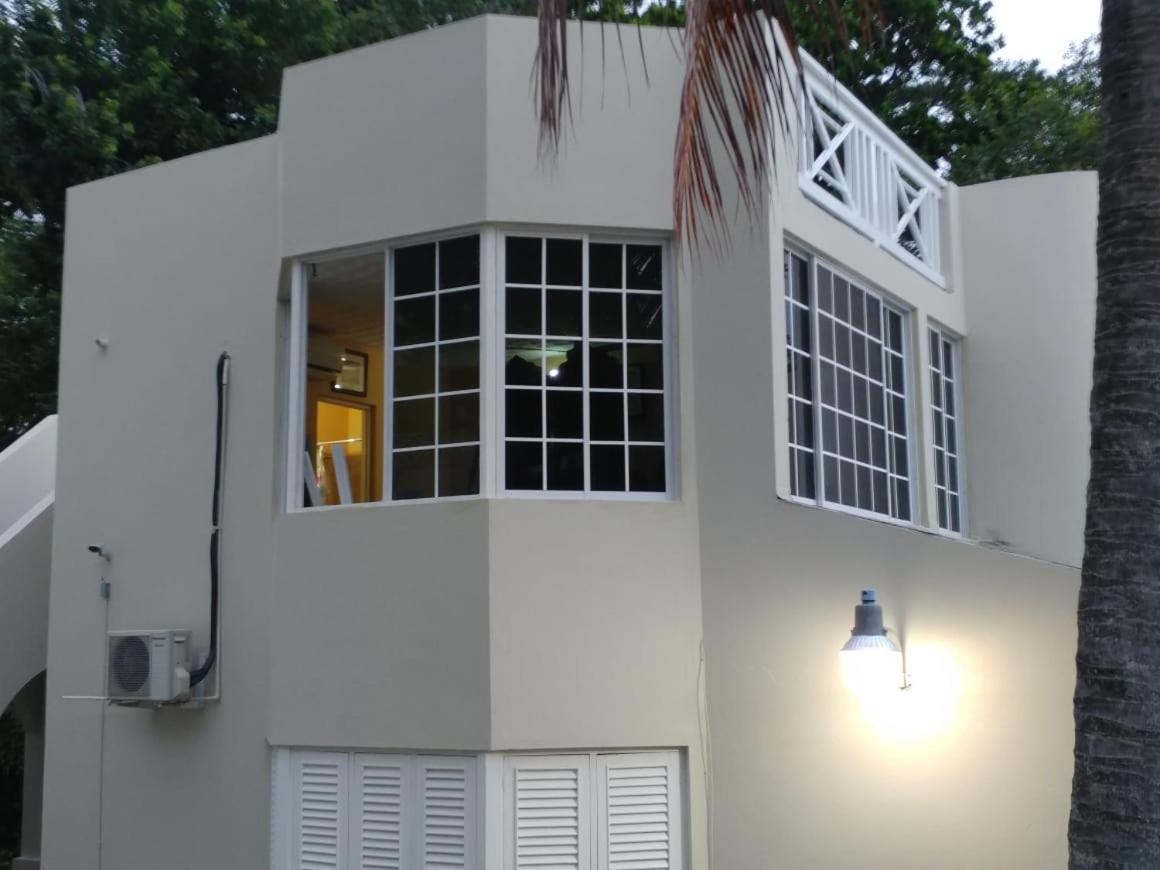 Ferienwohnung Chill On The Hill Ocho Rios Exterior foto